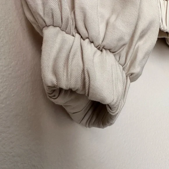 WHO WHAT WEAR Women's Hooded Sweatshirt Cream Size Small - Picture 8 of 15